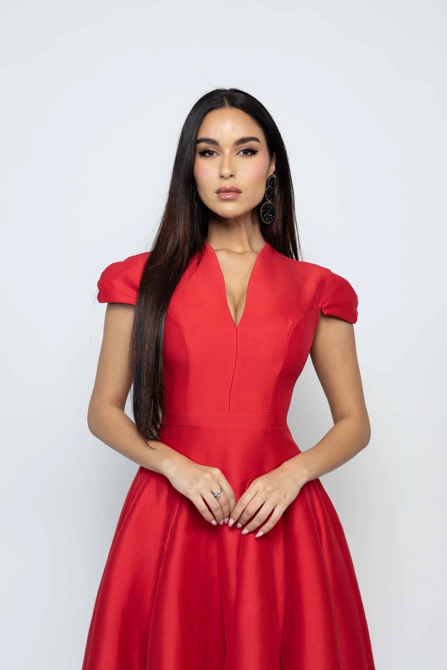 Bourgeoise – O Vestido de Elegância Esculpida