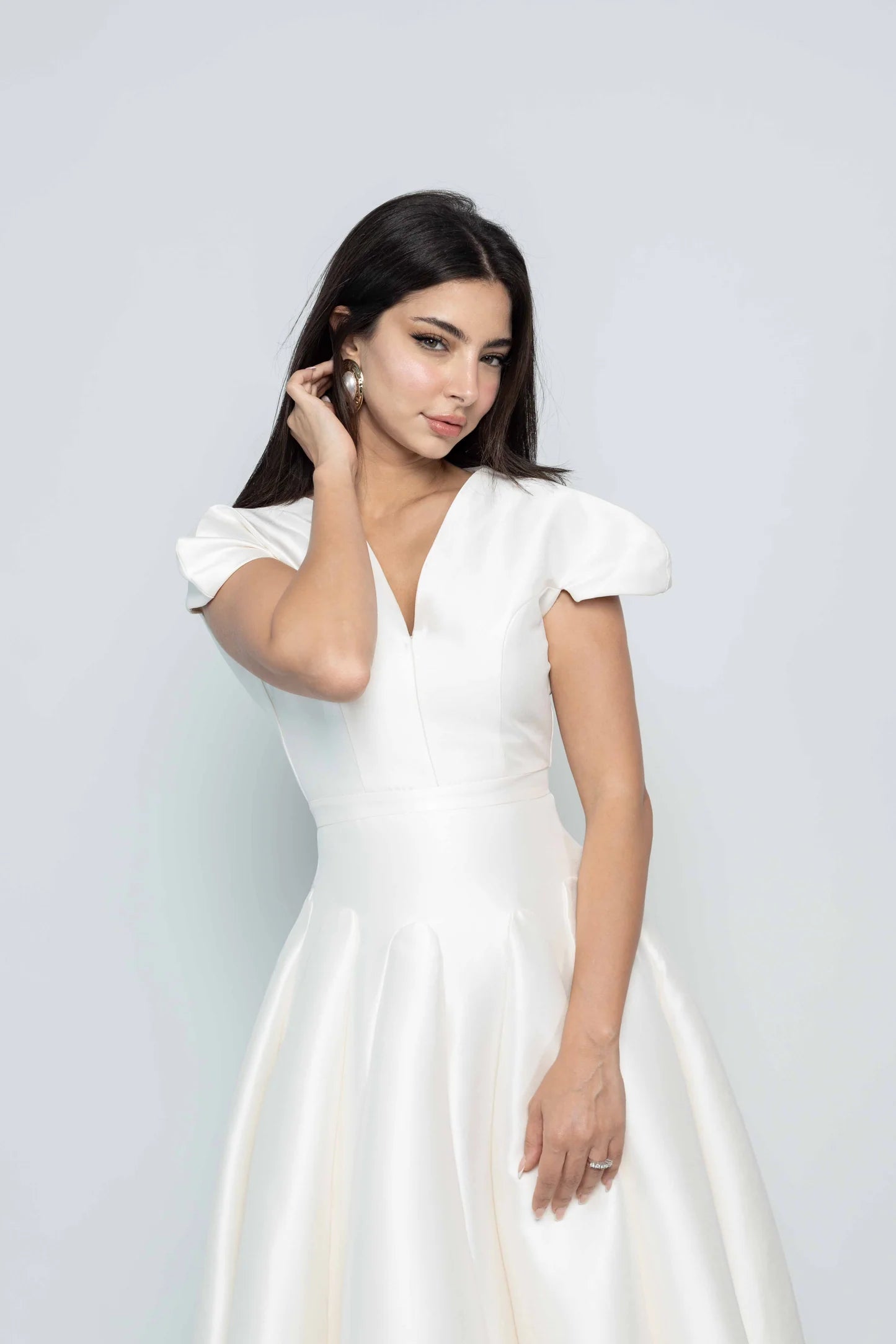 Bourgeoise – O Vestido de Elegância Esculpida