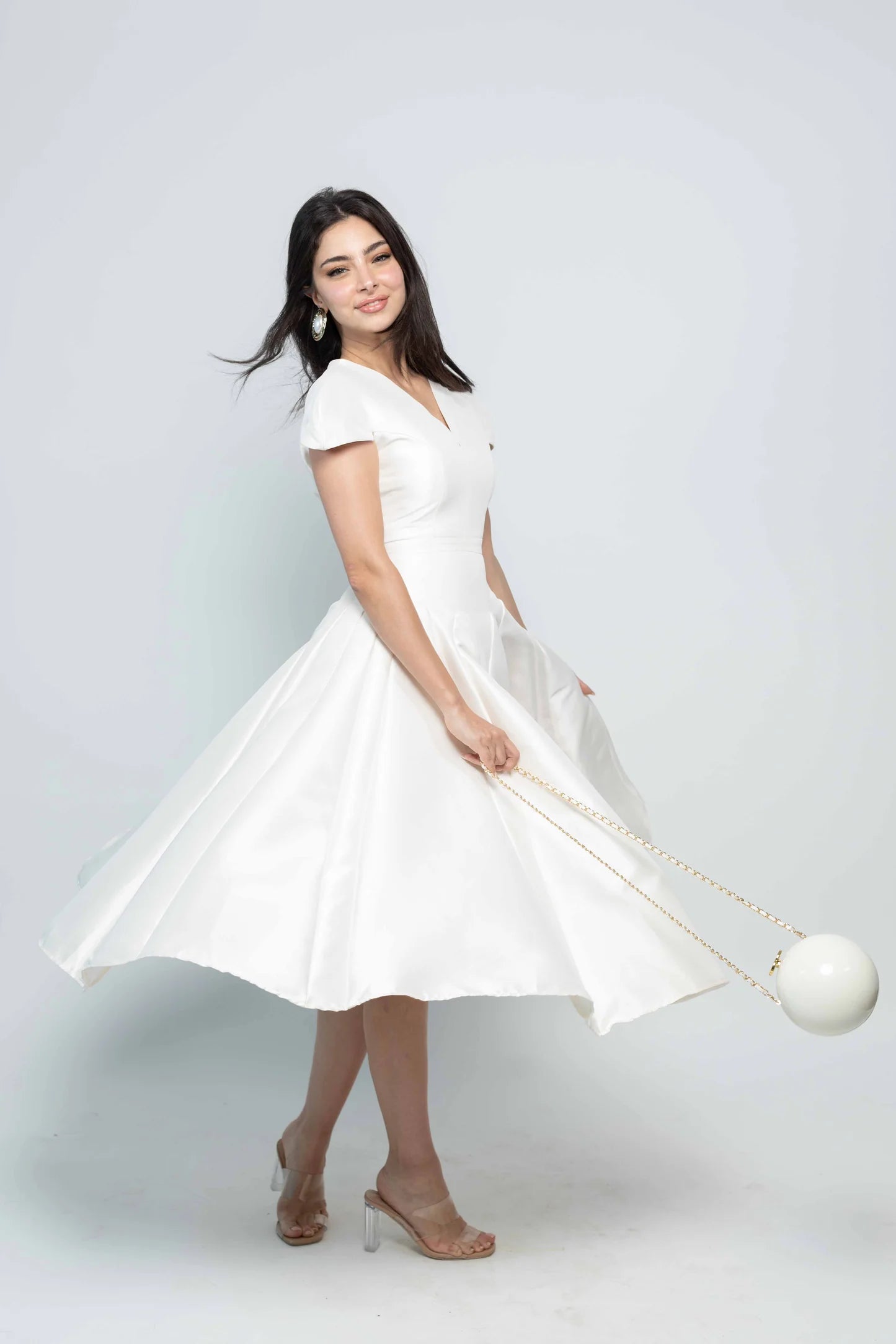 Bourgeoise – O Vestido de Elegância Esculpida