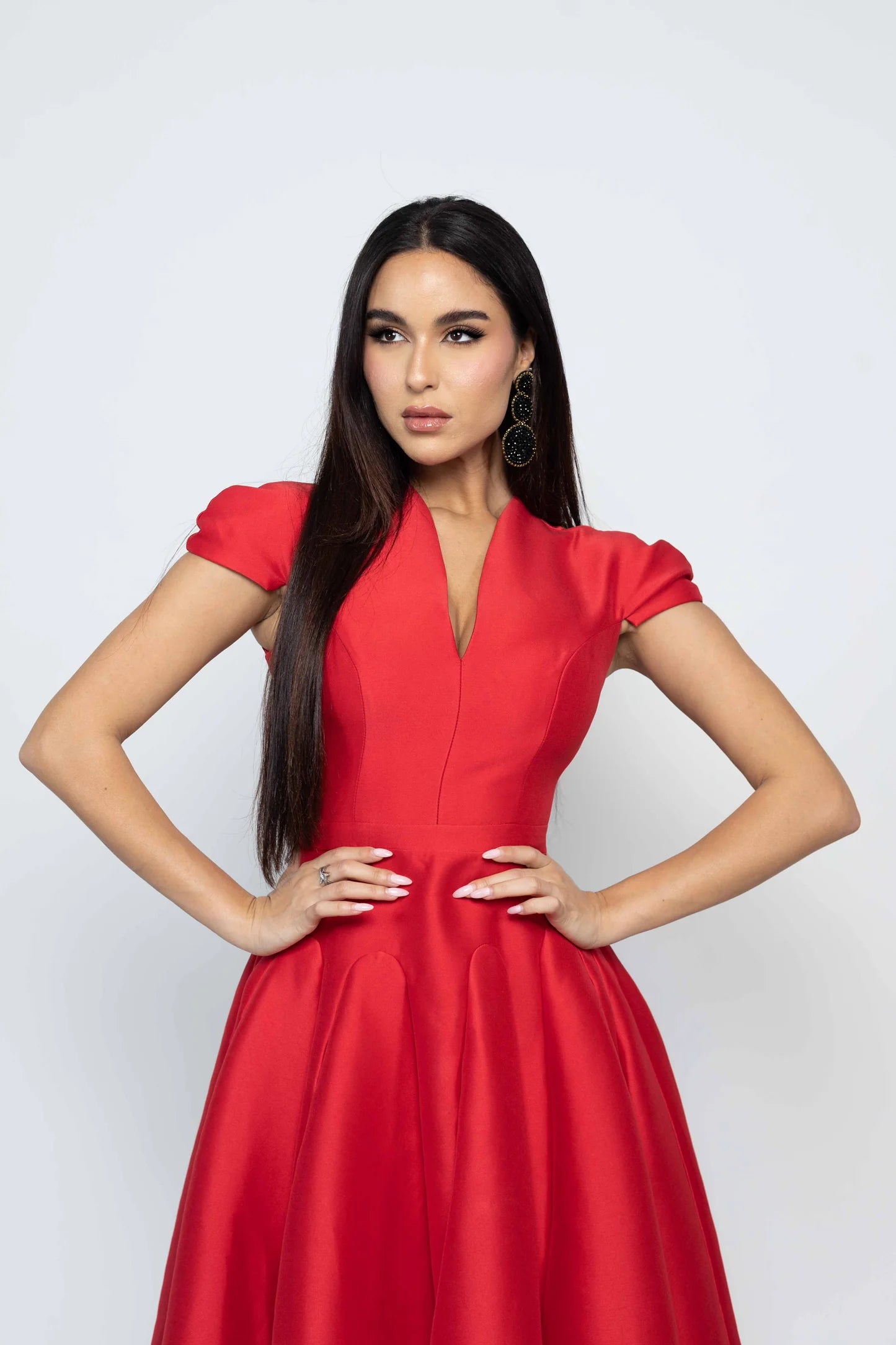 Bourgeoise – O Vestido de Elegância Esculpida